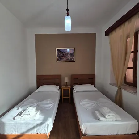 Guest house Antique House Muradie Vlore