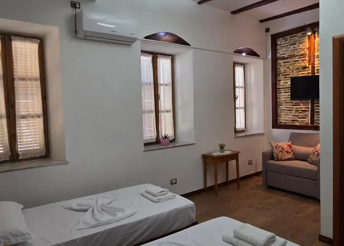 Pensjonat Antique House Muradie Wlora